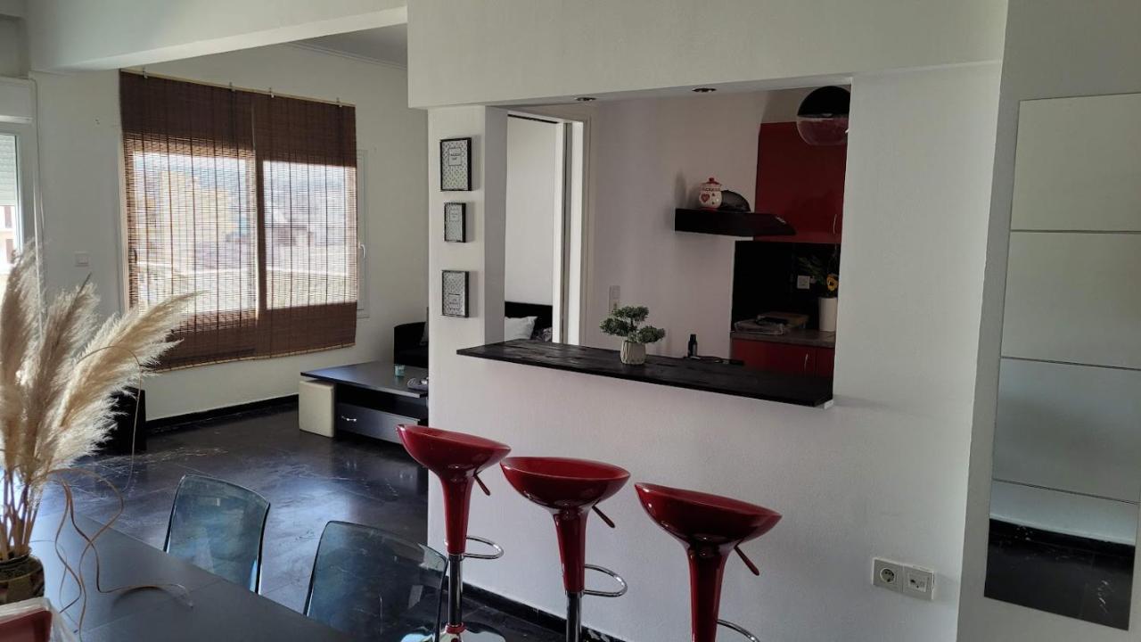 Seaty Apartment Corinth Exteriör bild