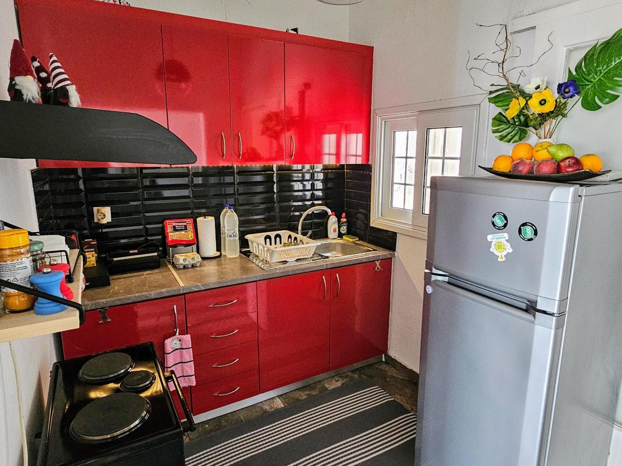 Seaty Apartment Corinth Exteriör bild